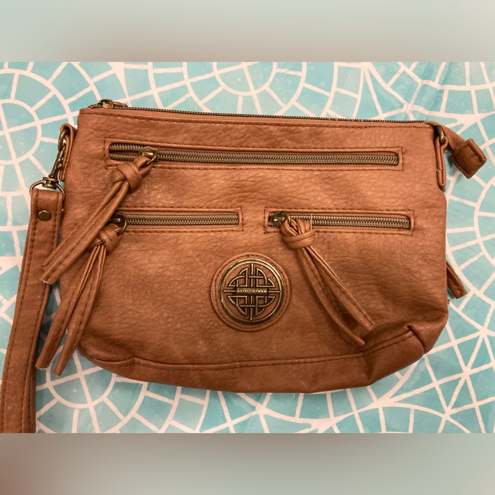 💛TODAY***$39***Vintage Stone & Co. brown leather clutch w removable wrist strap